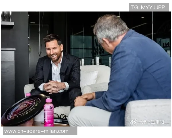 每体:梅西晚饭后去了诺坎普,今晨坐飞机前往国家队签到 每体:梅西晚饭后去了诺坎普,今晨坐飞机前往国家队签到